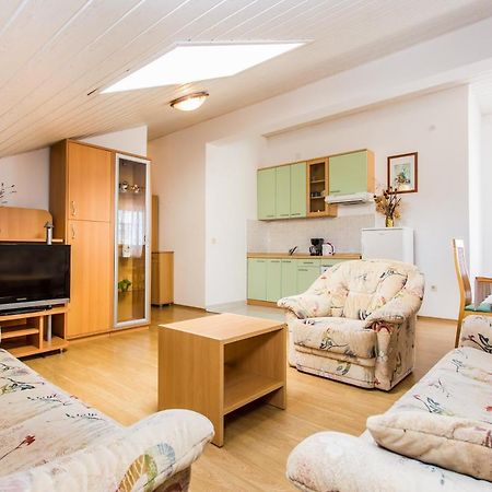 Guest House Lavanda 4 Нівице Екстер'єр фото
