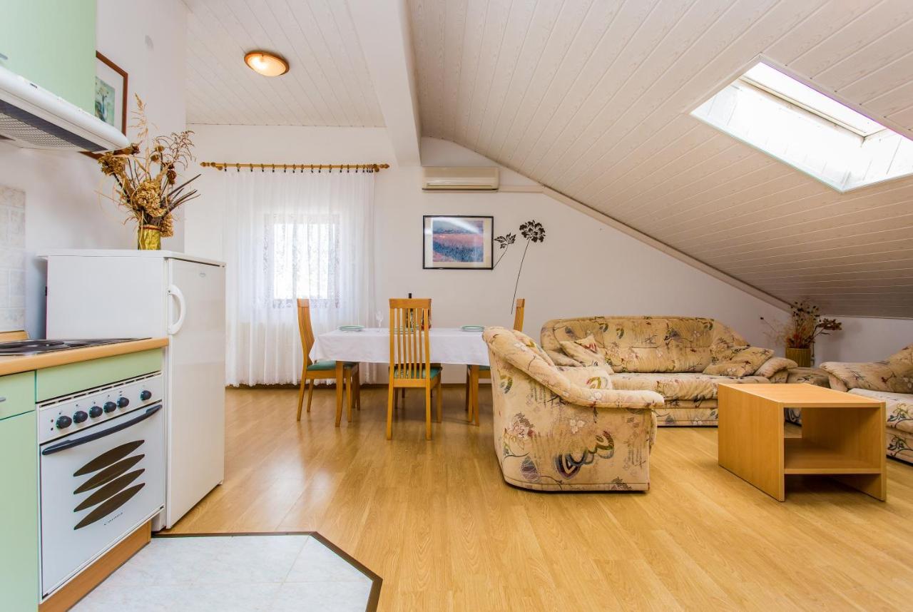 Guest House Lavanda 4 Нівице Екстер'єр фото