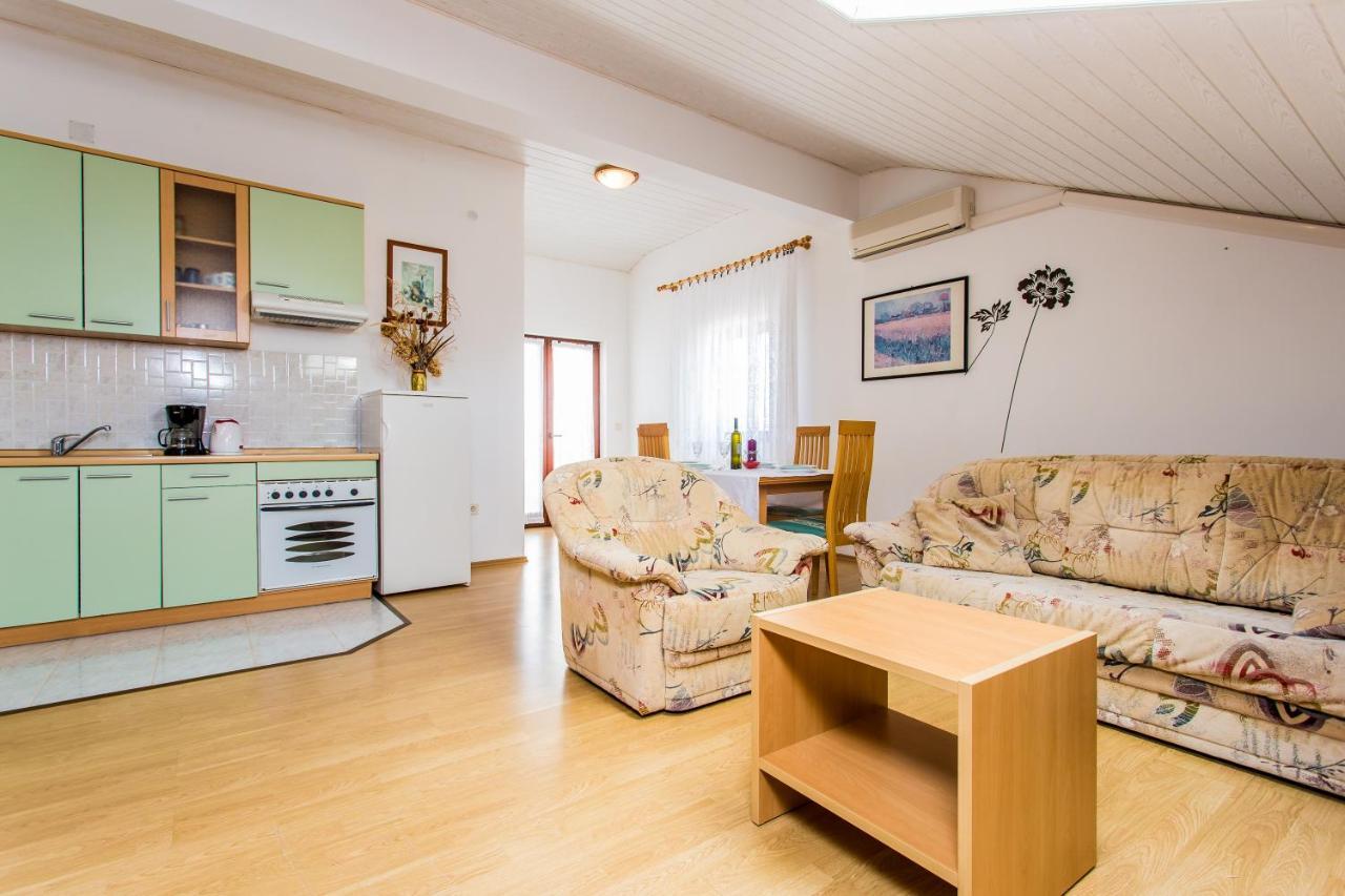 Guest House Lavanda 4 Нівице Екстер'єр фото